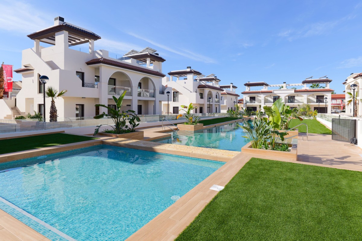 5614